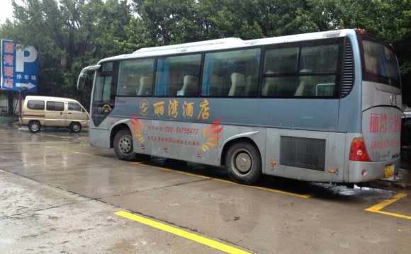 Huttle bus of liwan hotel